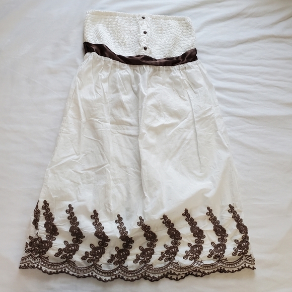Vintage Dynamite Embroidered A-line Strapless Smocked Scallop Hem Dress White - Picture 1 of 11